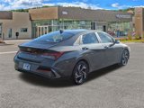 Certified 2024 Hyundai Elantra SEL w/ Convenience Package image 3