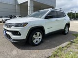 Used 2022 Jeep Compass Latitude image 3