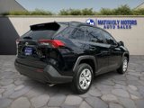 Used 2019 Toyota RAV4 LE image 3