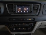 Used 2021 Kia Sedona LX image 4
