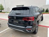 Used 2022 Volkswagen Taos SE image 3