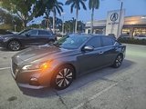 Used 2019 Nissan Altima 2.5 SV image 2