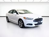 Used 2015 Ford Fusion SE image 3