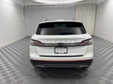 Used 2021 Lincoln Nautilus Reserve image 5