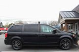 Used 2018 Dodge Grand Caravan SE image 4