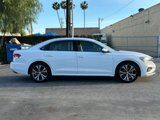 Used 2021 Volkswagen Passat 2.0T SE image 4