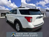 Certified 2022 Ford Explorer XLT image 3