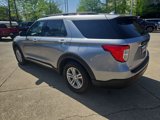 Used 2020 Ford Explorer XLT w/ Comfort Package image 3
