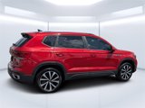 Certified 2022 Volkswagen Taos SE image 3