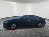 Used 2021 Nissan Altima 2.5 SV image 2