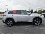 Certified 2022 Nissan Rogue SV image 4
