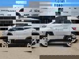 Certified 2025 Jeep Compass Latitude image 3