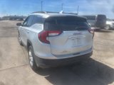 Used 2022 GMC Terrain SLE w/ Driver Convenience Package image 4