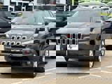 Used 2017 Jeep Cherokee Latitude w/ Safety/Convenience Group image 3