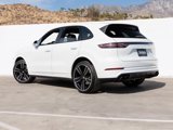 Certified 2022 Porsche Cayenne image 3