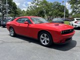 Used 2016 Dodge Challenger SXT image 2