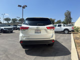 Used 2018 Toyota Highlander LE image 6