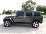 Used 2014 Jeep Wrangler Unlimited Sahara image 2