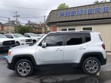 Used 2016 Jeep Renegade Limited image 2