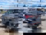Used 2023 Hyundai Santa Fe SEL Convenience image 3