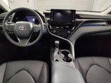 Used 2022 Toyota Camry XSE image 4