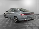 Used 2023 Hyundai Elantra SEL w/ Convenience Package image 3