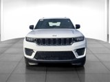 New 2025 Jeep Grand Cherokee Laredo w/ Luxury Tech Group I image 2