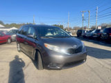 Used 2013 Toyota Sienna LE image 3