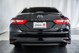 Used 2018 Toyota Camry LE image 5