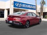 Used 2024 Hyundai Elantra SEL w/ Convenience Package image 4