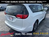 Used 2019 Chrysler Pacifica Touring-L Plus image 6