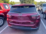 Used 2022 Jeep Compass Latitude image 3