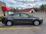 Used 2015 Ford Fusion SE image 4