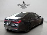 Used 2022 BMW 740i w/ M Sport Package image 2