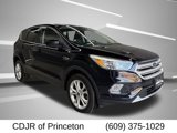 Used 2019 Ford Escape SE image 1