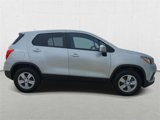 Used 2022 Chevrolet Trax LS w/ Tint and Cruise Package image 4