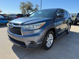 Used 2015 Toyota Highlander LE image 3