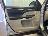 Used 2016 Toyota Highlander Limited image 6