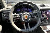 Certified 2025 Porsche Macan image 4