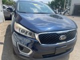 Used 2017 Kia Sorento LX w/ LX Convenience Package image 4