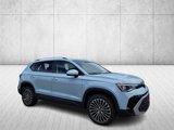 New 2025 Volkswagen Taos SE image 3