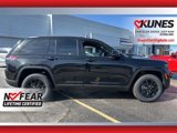 New 2025 Jeep Grand Cherokee Altitude image 3
