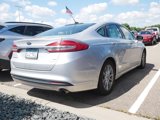 Used 2017 Ford Fusion SE image 4