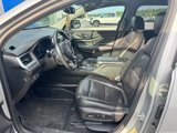 Used 2019 GMC Acadia SLT w/ LPO, Floor Liner Package image 5