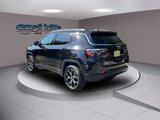 Used 2025 Jeep Compass Limited image 5