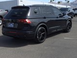 Used 2023 Volkswagen Tiguan SE R-Line image 2