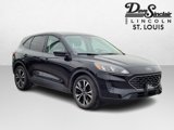 Used 2022 Ford Escape SE w/ SE Sport Appearance Package image 3