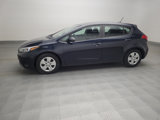Used 2017 Kia Forte LX image 2