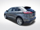 Used 2022 Ford Edge Titanium image 3