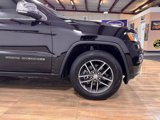 Used 2018 Jeep Grand Cherokee Limited image 4